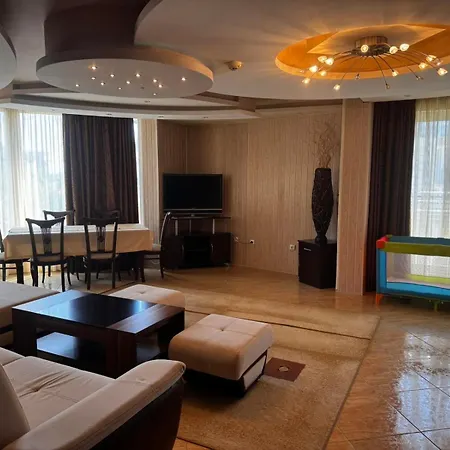 семеен империал Hotel 2*